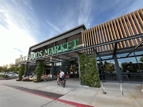 Whole Foods Market Updated January 2025 189 Photos And 168 Reviews 6001 North Western Ave