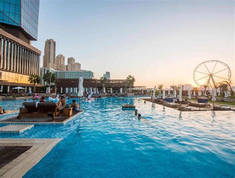 10 Best Beach Hotels In Dubai For A Memorable Seaside Holiday