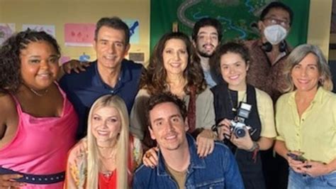 Gloria Pires Compartilha Clique O Elenco Do Seu Novo Filme Desapega