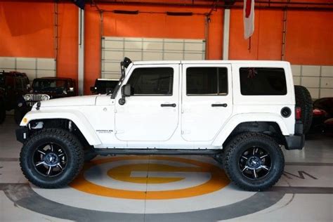 13 Jeep Wrangler Unlimited Rubicon 4x4