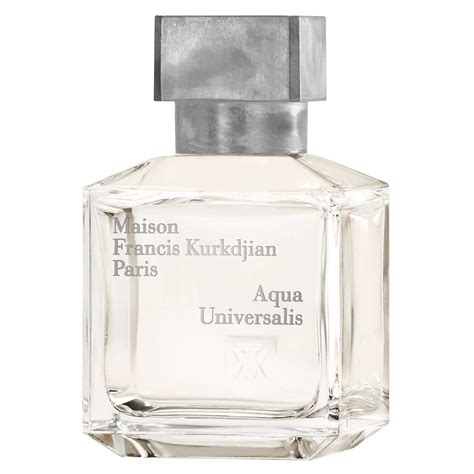 The 19 Best Clean Fresh Smelling Perfumes Editors Love Who What Wear