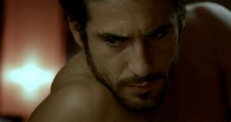 ausCAPS Miguel Ángel Silvestre nude in La distancia