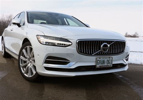 Volvo’s S90 T8 Plug-in Signals the Future – WHEELS.ca