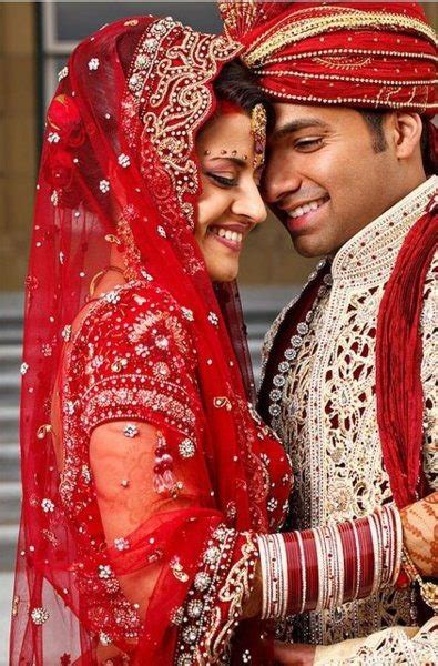 Dulhan Indian Bride Desi Wedding Dulha Groom Indian Wedding Couple Desi Wedding Desi Indian