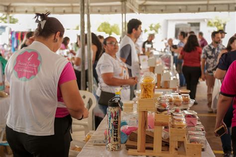 Agricultura Exposição de Agroindústria Familiar e Artesanato é