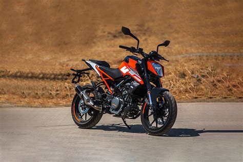 Ktm Duke Price Mileage Images Colours Specs Reviews