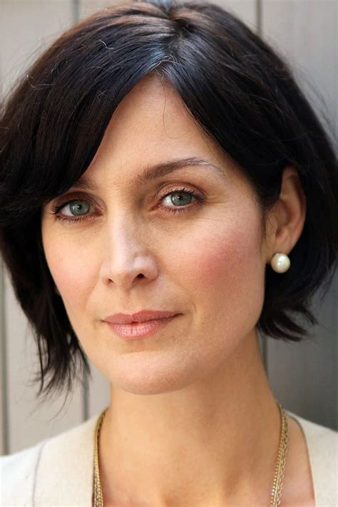 Carrie Anne Moss Sa Biographie Filmographie Et Quelques Photos