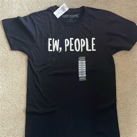 Hot Topic Black T Shirt Size Small NWT Hot Topic Shirts Hot Topic Clothes Sarcastic Clothing