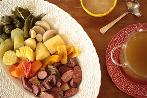 Cozido De Carne Com Legumes E Pirão Panelinha