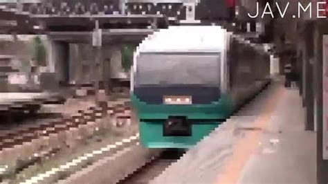 Big Boob Girl On Train Porn Videos