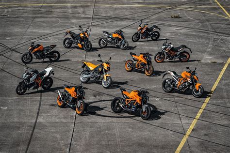 KTM DUKE 30 Anos De Naked Pura MotoNews Andar De Moto Brasil
