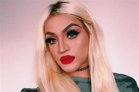 Pabllo Vittar Curte Folga Em Praia Do Rio De Janeiro Aparece