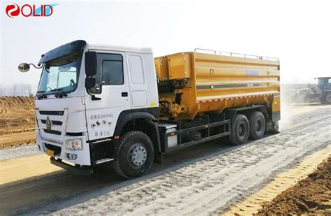 HOWO Pavement Maintenance Truck For Cement Bitumen Spreader China