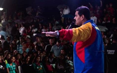 Maduro involucra a Capriles en una red de prostitución juvenil gay y travesti Libertad Digital