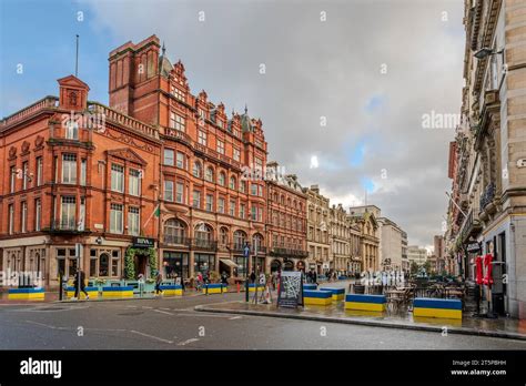 Castle Street In Liverpool Stock Photo Alamy