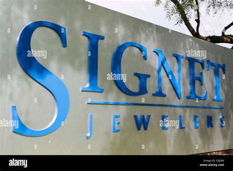 Signet jewelers Fotos und Bildmaterial in hoher Auflösung Alamy