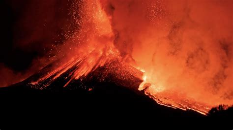 LIVE Etna Nuova Eruzione E Il Sesto Parossismo In 8 Giorni Diretta