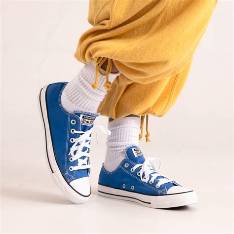 Royal Blue Converse Outfits