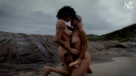 Lesbian Porn Lesbian Sluts Fucking On The Riverbank In Broad Daylight Cnn Amador