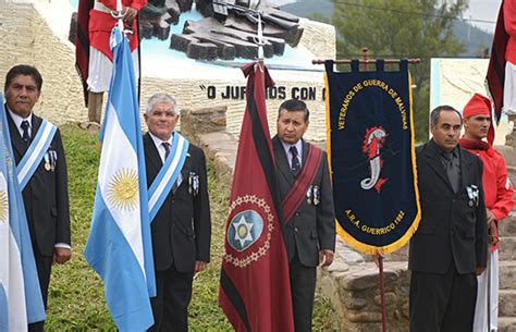 Lbum De Fotos Con Un Emotivo Acto Homenajearon A Los Veteranos Y