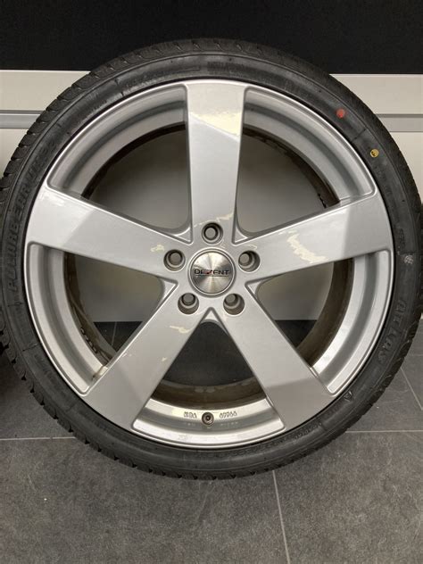 19 Inch Volkswagen Golf Caddy Touran Sport Velgen Winterbanden