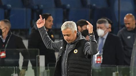 La Nouvelle Sortie Complètement Dingue De Mourinho Après La