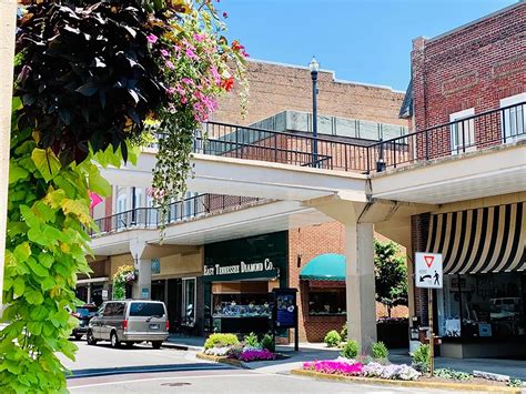 Spend The Day In Downtown Morristown Visit Morristown