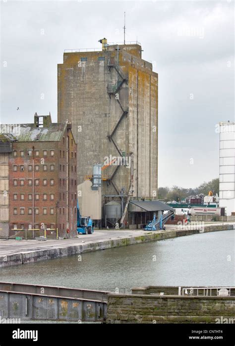 sharpness canal  res stock photography  images alamy