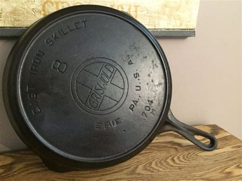 Vintage Griswold 8 Cast Iron Skillet 704 M Erie PA by AStringorTwo ...