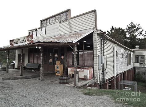 Cothams Mercantile Photograph By Tammy Chesney Pixels