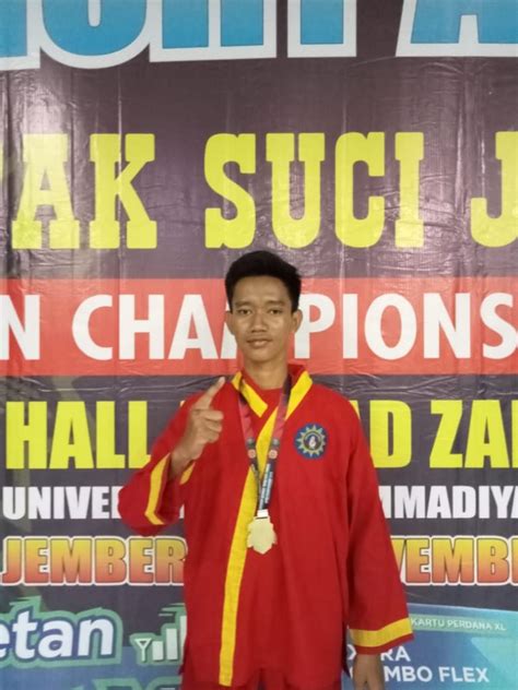 Atlet Pencak Silat SMA Negeri Raih Juara 1 Dalam Kejuaraan Pencak Silat