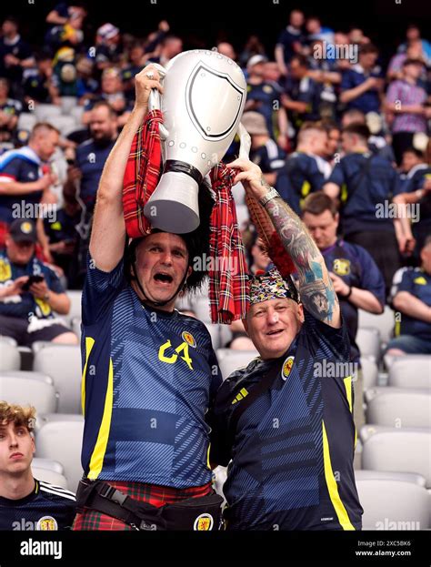 Schottische Fans Beim Gruppenspiel Der Uefa Euro In Der M Nchener