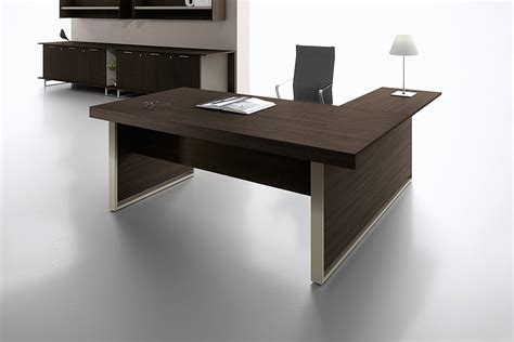 Essence L-Shape Office Desk by Uffix • room service 360°