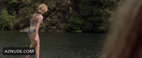 Julia Garner Nude Aznude