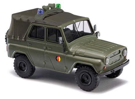 DS Automodelle Modellbauvertrieb Busch UAZ 469 NVA Kolonn 52118