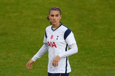 Soccer: USWNT's Alex Morgan makes Tottenham Hotspur debut - Yahoo Sports