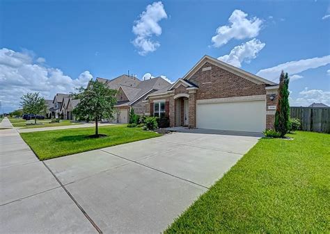 Newport Lake Blvd Manvel Tx Zillow