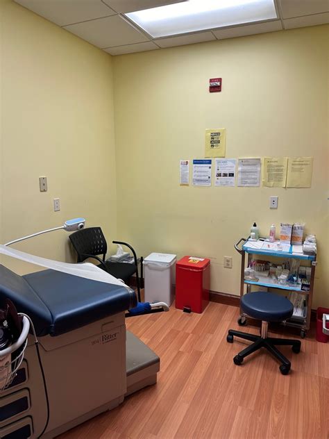 19785 Crystal Rock Dr, Germantown, MD 20874 - Crystal Rock Plaza | LoopNet