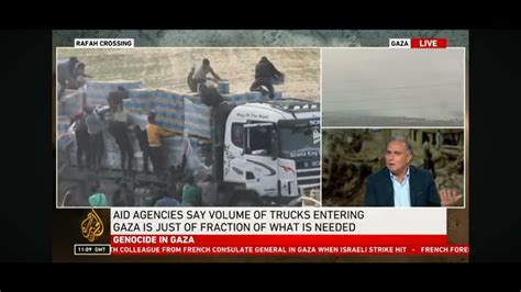 Scramble For Aid Palestinians Rush To Get Relief Supplies 17 Dec 2023