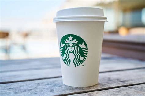 دعوى قضائية في كندا ضد Starbucks و Tim Hortons ماهو السبب؟