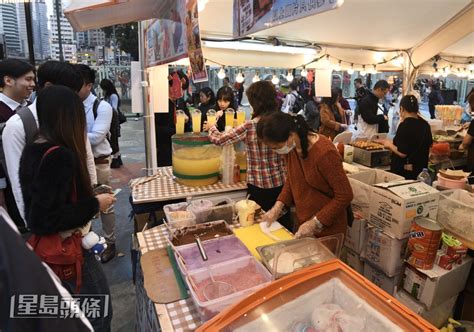 日夜都繽紛︱觀塘新春夜市告別前人氣不減 檔主：生意額比預期多一倍 星島日報