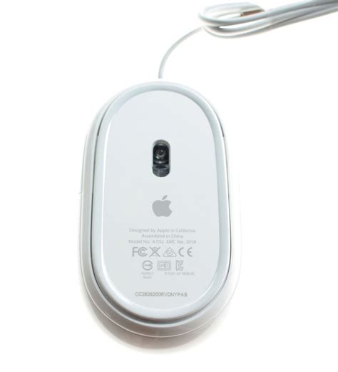 Apple USB Mouse mit Kabel MA086D/A MB112ZM/A | Comtecshop24.net
