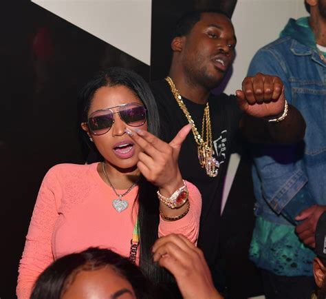 Nicki Minaj Meek Mill Go To War On Twitter