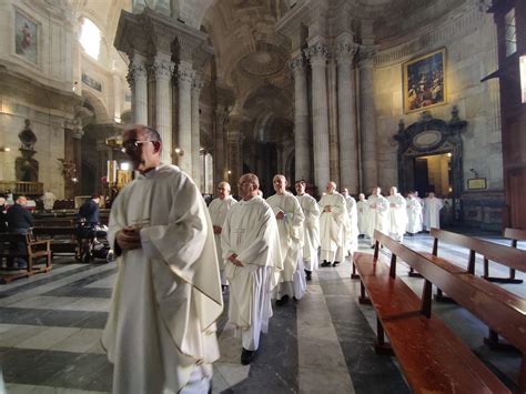 Mons Zornoza En La Celebraci N De La Misa Crismal Hoy Es La Fiesta