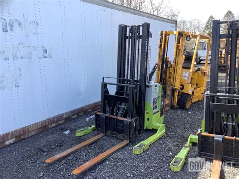 Clark CSP15 Forklifts Electric Specs and Dimensions - VeriTread