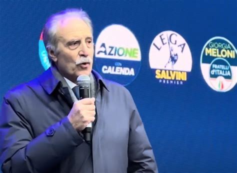 Elezioni In Basilicata Il Candidato Presidente Bardi Sul Palco