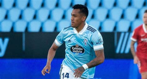 Renato Tapia Fue Titular En El Empate Del Celta De Vigo Ante Gil Vicente