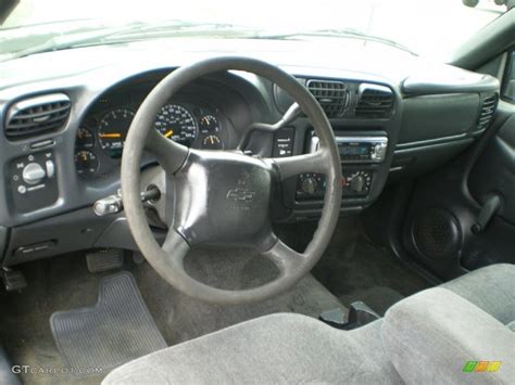 Graphite Interior 2000 Chevrolet S10 LS Extended Cab Photo #68363779 | GTCarLot.com