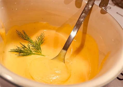 Microwave Hollandaise Sauce Recipe By Nerike Uys Cookpad