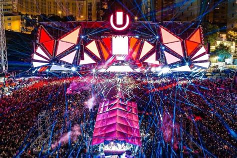 Ultra Europe Posjetitelja Iz Zemlje Svijeta Partyhr